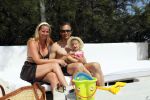 Sant Tropez 7 augustus 2009
Robert Claudia en Olivia Schoemacher op vakantie in sant Tropez.
Peter Smulders bv