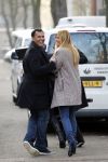 Amsterdam 20 januari 2010
Ruud en estelle Gullit met een vriend van hen uit Los Angeles. Danielle Overgaag kwam hem de hand schudden terwijl leco haar haren aan het verven was. Ruud en estelle proberen haar te verbergen voor de fotograaf.
Peter Smulders bv