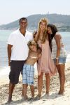 Sant Tropez 27 juni 2009
Ruud Estelle Joelle en Maxim Gullit op vakantie in St Tropez.
Peter Smulders bv