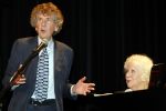 Lommel 7 juni 2009
Marie Cecile Moerdijk viert haar 80e verjaardag in schouwburg van Lommel. Met Seth gaaikema
Peter Smulders bv