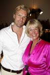 Amsterdam 2 juni 2009
Presentatie van de nieuwe samsung lady phone in de duif. Sheila de Vries met zoon Gideon
Peter Smulders bv