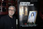 Leiden 19 januari 2010
Presenatie boek van de zangeres zonder naam geschreven door Ben Holthuis en de nieuwe cd. Sjef Scholte met Johnny en Adriaan Hoes
Peter Smulders bv