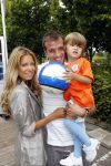 Beverwijk 13 juni 2009
Rafael v d Vaart met Sylvie en Damian bij het straatvoetbaltournooi dat zijn naam draagt.
Peter Smulders bv