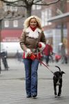 Amsterdam 18 januari 2010
Tatjana met haar nieuwe hondje Maya die ze mee genomen heeft uit Mexico.
Peter Smulders bv