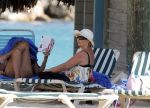 Curacao 1 januari 2010
Willeke Alberti op het strand op Curacao
Peter Smulders bv
