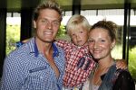 Rotterdam 28 juni 2009
Laatste optrden K3 in ahoy. Winston Post met zoon Jayden en vrouw Denise
Peter Smulders bv