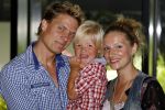 Rotterdam 28 juni 2009
Laatste optrden K3 in ahoy. Winston Post met zoon Jayden en vrouw Denise
Peter Smulders bv