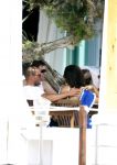 Ibiza 9 juli 2009
Wesley Sneijder en Yolanthe Cabau v Kasbergen met zus op ibiza , Wesley had een hele grote boot gehuurd en ging lunchen bij de populaire strandtent Blue Marlin.
Peter Smulders bv