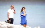 Ibiza 9 juli 2009
Wesley Sneijder en Yolanthe Cabau v Kasbergen met zus op ibiza , Wesley had een hele grote boot gehuurd en ging lunchen bij de populaire strandtent Blue Marlin.
Peter Smulders bv