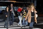 Schiphol 14 maart 2011
Amanda Krabbe komt na 4 maanden terug op schiphol en wordt daar ontavangen door martijn Bickel Jasmijn Achilles Michelle en haar ouders en beste vriendinnen.
Peter Smulders bv