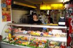 Amsterdam 10 maart 2011
Cafetaria Mash van eigenaresse Debbie ??? moet sluiten .
Peter Smulders bv