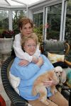 Blaricum 1 februari 2011
Caroline Kaart in haar huis met haar hond en met stiefdochter en haar man.
Peter Smulders bv