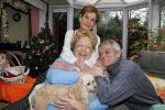 Blaricum 1 februari 2011
Caroline Kaart in haar huis met haar hond en met stiefdochter en haar man.
Peter Smulders bv