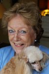 Blaricum 1 februari 2011
Caroline Kaart in haar huis met haar hond en met stiefdochter en haar man.
Peter Smulders bv