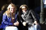 Amsterdam 11 maart 2011
Danielle Overgaag en Simone v Trojen op terras.
Peter Smulders bv