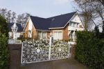 Tiel 7 februari 2011
Presentatie concert Frans Duyts bij het sloopbedrijf van zijn vader. Aanwezig zijn zijn vrouw ouders schoonouders en Niel van Hoff. Hwet nieuwe huis van Frans
Peter Smulders bv