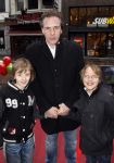 Amsterdam 27 februari 2011
Premiere Rango in tuschinski. Joep Sertons met zoon
Peter Smulders bv