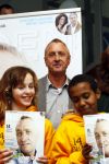 Amsterdam 14 maart 2011
Presentaie blad helden wat deze maand helemaal in het teken staat van Johan Cruijff. Frits en Barbara Barend presenteren het vanuit het olympisch stadion.
Peter Smulders bv