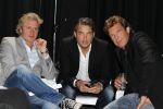 Hilversum 15 februari 2011
Presentatie serie iedereen is gek op Jack met Linda de Mol Jeroen v Koningsbrugge Beppie Melissen Kees Hulst en Tjebbo Gerritsma. John de Mol Jr. Erland Galjaar en Matthias Scholten
Peter Smulders bv