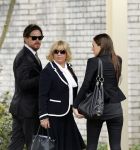 Amsterdam 12 maart 2011
Crematie van Ria Alberti op westgaarde. Johnny de Mol jr en Willeke Alberti
Peter Smulders bv