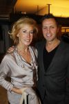 Apeldoorn 6 februari 2011
Premiere zou je in een doosje willen doen bij Orpheus. Joke Bruijs met een kennis
Peter Smulders bv