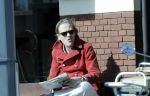 Amsterdam 11 maart 2011
Jort Kelder op terras met zijn krantje
Peter Smulders bv