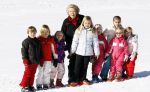 Lech 19 februari 2011
Fotosessie met de koninklijke familie in Lech. Aanwezig waren Koningin Beatrix Prins Willem Alexander Maxima Prinses Amalai Ariane en Alexia aslmede Prins Constantijn met zijn vrouw Prinses Laurentien en kinderen en Prins Friso met zijn vrouw Mabel Wisse Smit en hun kinderen.
Peter Smulders bv