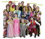 ZALTBOMMEL - In de Fotostudio een groepsfoto gemaakt van Carnavalsvereniging Sharlepestoet. FOTO LEVIN DEN BOER - PERSFOTO.NU