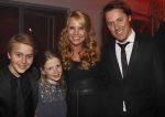 Amsterdam 8 maart 2011
Premiere van de film Gooische vrouwen in het nieuwe de la Mar theater. Linda de Mol met Jeroen Rietbergen en Julian en Noa
Peter Smulders bv