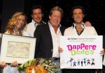 Hoofddorp 7 maart 2011
Magic Unlimited met Oscar Renzo en Lara Kazan worden ambassadeur van het goede doel dappere dodo's. Hun vader Hans kwam als verassing uit een doos.
Peter Smulders bv