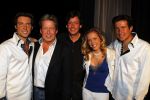 Hoofddorp 7 maart 2011
Magic Unlimited met Oscar Renzo en Lara Kazan worden ambassadeur van het goede doel dappere dodo's. Hun vader Hans kwam als verassing uit een doos.
Peter Smulders bv