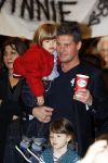 Schiphol 14 maart 2011
Amanda Krabbe komt na 4 maanden terug op schiphol en wordt daar ontavangen door martijn Bickel Jasmijn Achilles Michelle en haar ouders en beste vriendinnen.
Peter Smulders bv