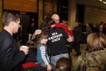 Schiphol 14 maart 2011
Amanda Krabbe komt na 4 maanden terug op schiphol en wordt daar ontavangen door martijn Bickel Jasmijn Achilles Michelle en haar ouders en beste vriendinnen.
Peter Smulders bv