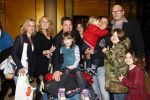 Schiphol 14 maart 2011
Amanda Krabbe komt na 4 maanden terug op schiphol en wordt daar ontavangen door martijn Bickel Jasmijn Achilles Michelle en haar ouders en beste vriendinnen.
Peter Smulders bv