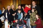 Schiphol 14 maart 2011
Amanda Krabbe komt na 4 maanden terug op schiphol en wordt daar ontavangen door martijn Bickel Jasmijn Achilles Michelle en haar ouders en beste vriendinnen.
Peter Smulders bv