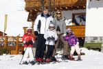 Lech 19 februari 2011
Fotosessie met de koninklijke familie in Lech. Aanwezig waren Koningin Beatrix Prins Willem Alexander Maxima Prinses Amalai Ariane en Alexia aslmede Prins Constantijn met zijn vrouw Prinses Laurentien en kinderen en Prins Friso met zijn vrouw Mabel Wisse Smit en hun kinderen.
Peter Smulders bv