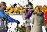 Lech 19 februari 2011
Fotosessie met de koninklijke familie in Lech. Aanwezig waren Koningin Beatrix Prins Willem Alexander Maxima Prinses Amalai Ariane en Alexia aslmede Prins Constantijn met zijn vrouw Prinses Laurentien en kinderen en Prins Friso met zijn vrouw Mabel Wisse Smit en hun kinderen.
Peter Smulders bv