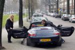 Amsterdam 12 februari 2011
Nicky v Dam heeft zijn vriendin Patricia Paay een Porsche 911 cabrio cadeau gegeven voor valentijnsdag.
Peter Smulders bv
