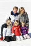 Lech 19 februari 2011
Fotosessie met de koninklijke familie in Lech. Aanwezig waren Koningin Beatrix Prins Willem Alexander Maxima Prinses Amalai Ariane en Alexia aslmede Prins Constantijn met zijn vrouw Prinses Laurentien en kinderen en Prins Friso met zijn vrouw Mabel Wisse Smit en hun kinderen.
Peter Smulders bv