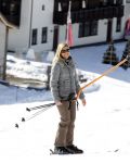 Lech 19 februari 2011
Fotosessie met de koninklijke familie in Lech. Aanwezig waren Koningin Beatrix Prins Willem Alexander Maxima Prinses Amalai Ariane en Alexia aslmede Prins Constantijn met zijn vrouw Prinses Laurentien en kinderen en Prins Friso met zijn vrouw Mabel Wisse Smit en hun kinderen.
Peter Smulders bv