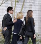 Amsterdam 12 maart 2011
Crematie van Ria Alberti op westgaarde. Johnny de Mol jr en Willeke Alberti
Peter Smulders bv