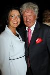 Baarn 27 februari 2011
Ria Valk viert haar 70e verjaardag en 55 jarig artiest zijn in de tv studio in Baarn. Willibrord Frequin met vriendin
Peter Smulders bv