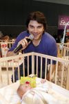 Amsterdam 16 februari 2011
Xander de Buisonje opent 9 maandenbeurs en presenteert cd voor baby's
Peter Smulders bv