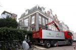 Amsterdam 3 maart 2011
Youp van t Hek en Debby Petter zijn hun nieuwe huis aan het verbouwen
Peter Smulders bv