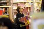 Amsterdam 14 maart 2012
Angelina Jolie with Kids in Amsterdam.
Peter Smulders bv