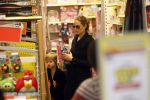 Amsterdam 14 maart 2012
Angelina Jolie with Kids in Amsterdam.
Peter Smulders bv
