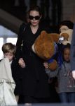 Amsterdam 15 maart 2012
Angelina Jolie and her kids leave the amstel hotel early in the morning.
Peter Smulders bv