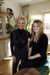 Volendam 11 februari 2012
Annie Schilder met haar zwangere dochter Anja.
Peter Smulders bv