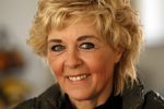 Volendam 11 februari 2012
Annie Schilder met haar zwangere dochter Anja.
Peter Smulders bv