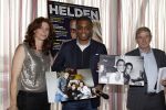 Ridderkerk 22 februari 2012
Presentatie Helden met op de cover Patrick Kluivert en Marianne Timmer. Het blad wordt gemaakt door Frits en barbara Barend. Bryan Roy
Peter Smulders bv